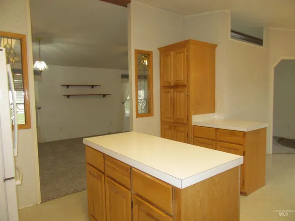 $125,000 | 910 Moon Glo Avenue, Unit 8, Buhl, ID 83316