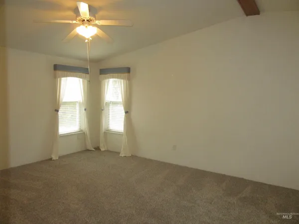 $125,000 | 910 Moon Glo Avenue, Unit 8, Buhl, ID 83316