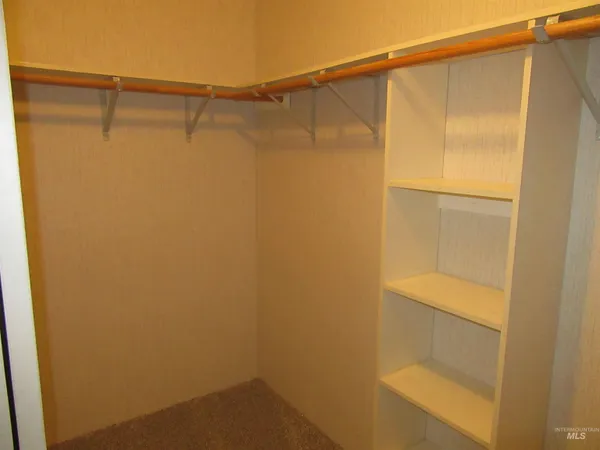 $125,000 | 910 Moon Glo Avenue, Unit 8, Buhl, ID 83316
