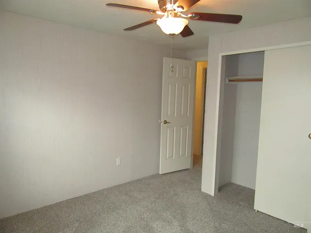 $137,500 | 910 Moon Glo Avenue, Unit 8, Buhl, ID 83316