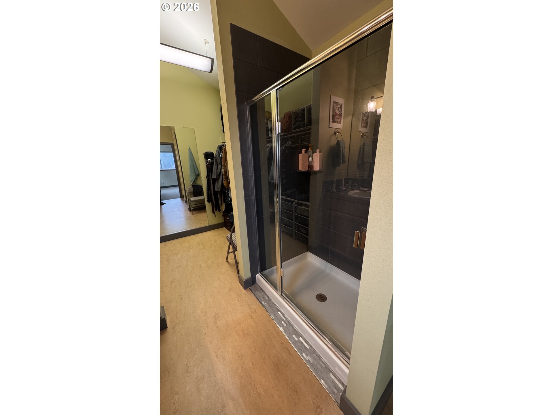 14 Mosier Creek Place Mosier, OR 97040 - Photo 11 of 19 a bathroom with a glass shower door