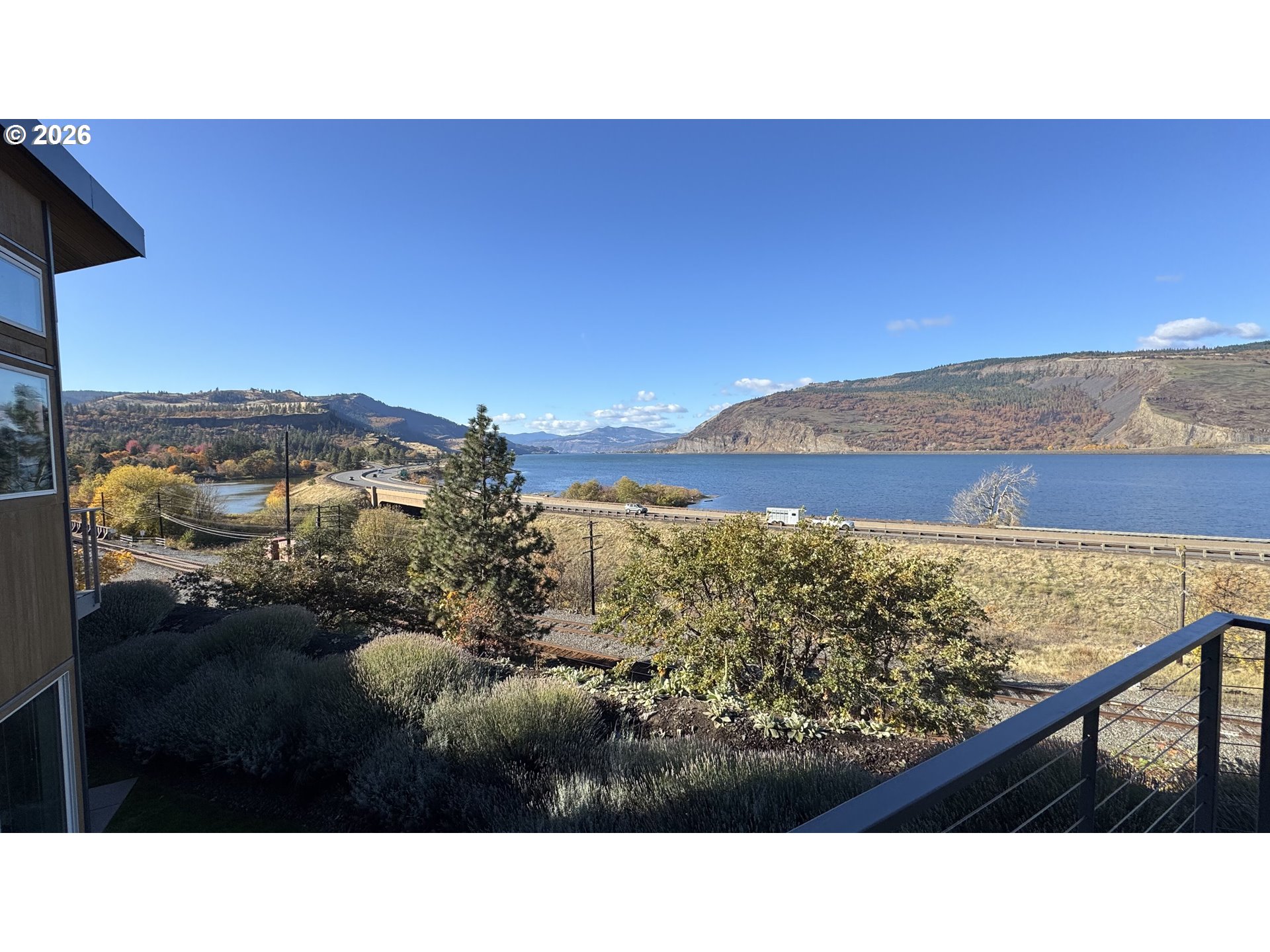 14 Mosier Creek Place Mosier, OR 97040 - Photo 15 of 19 a view of ocean from a balcony