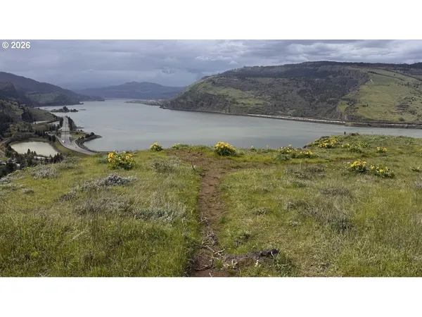 $585,000 | 14 Mosier Creek Place, Mosier, OR 97040