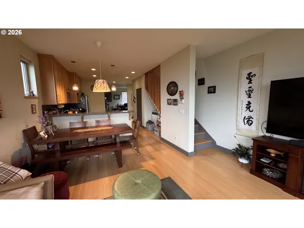 $595,000 | 14 Mosier Creek Place, Mosier, OR 97040