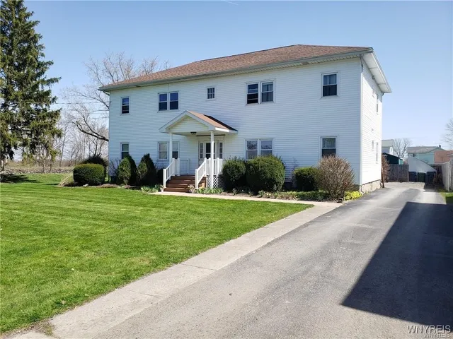 $1,200 | 10 Washington Street, Unit 4, Middleport, NY 14105