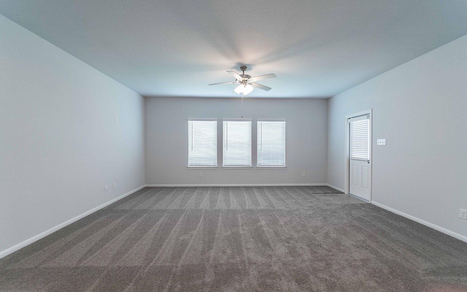 3611 Cardinal Pointe Drive Angleton, TX 77515 - Photo 9 of 18