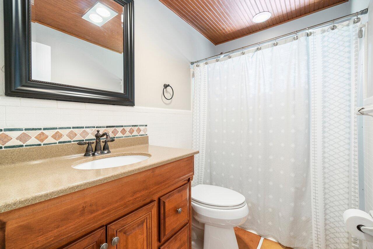1342 Southwest 5th Avenue Boca Raton, FL 33432 - Photo 24 of 36 023-1342Southwest5thAvenue-BocaRaton-FL-