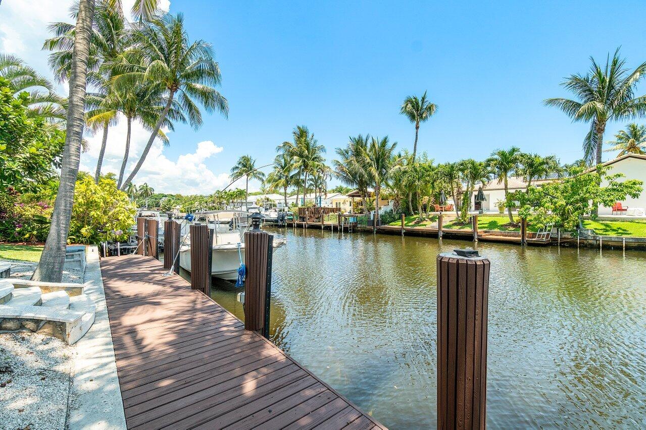 1342 Southwest 5th Avenue Boca Raton, FL 33432 - Photo 28 of 36 028-1342Southwest5thAvenue-BocaRaton-FL-