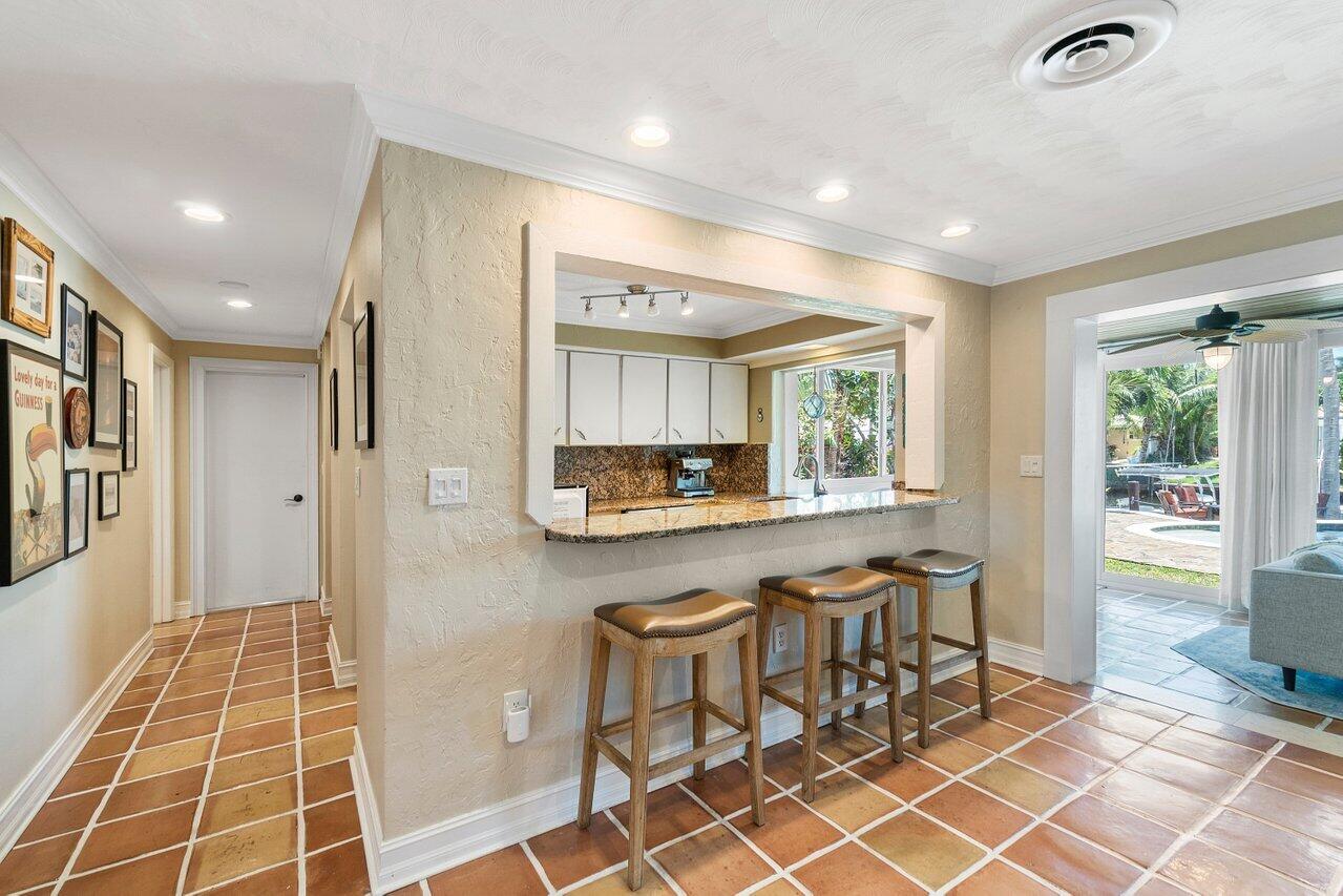 1342 Southwest 5th Avenue Boca Raton, FL 33432 - Photo 8 of 36 007-1342Southwest5thAvenue-BocaRaton-FL-