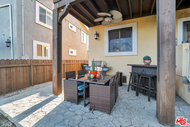 a view of a front of house with a street