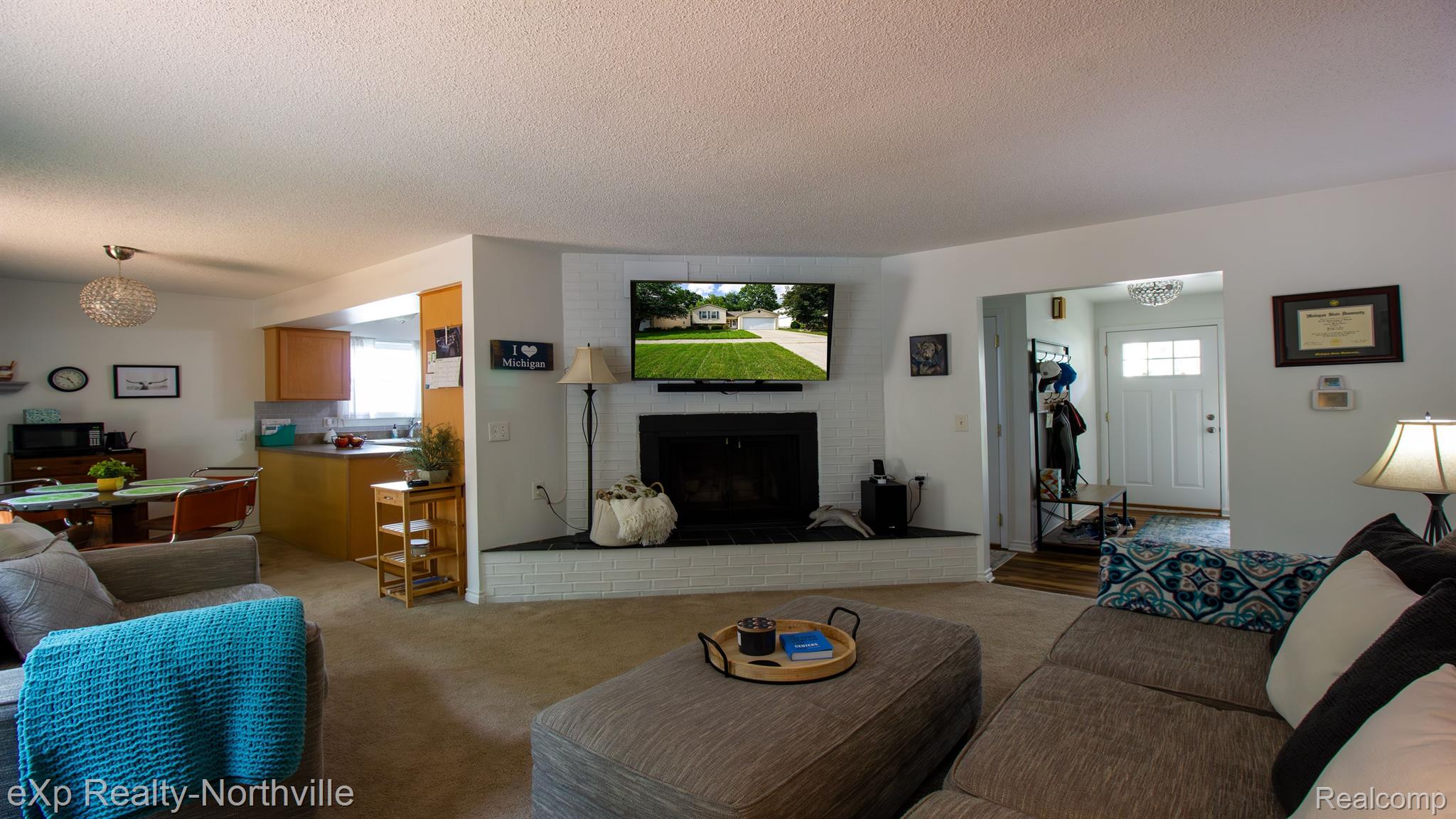 41836 Cherry Hill Road Novi, MI 48375 - Photo 4 of 10 Gallery Image 4