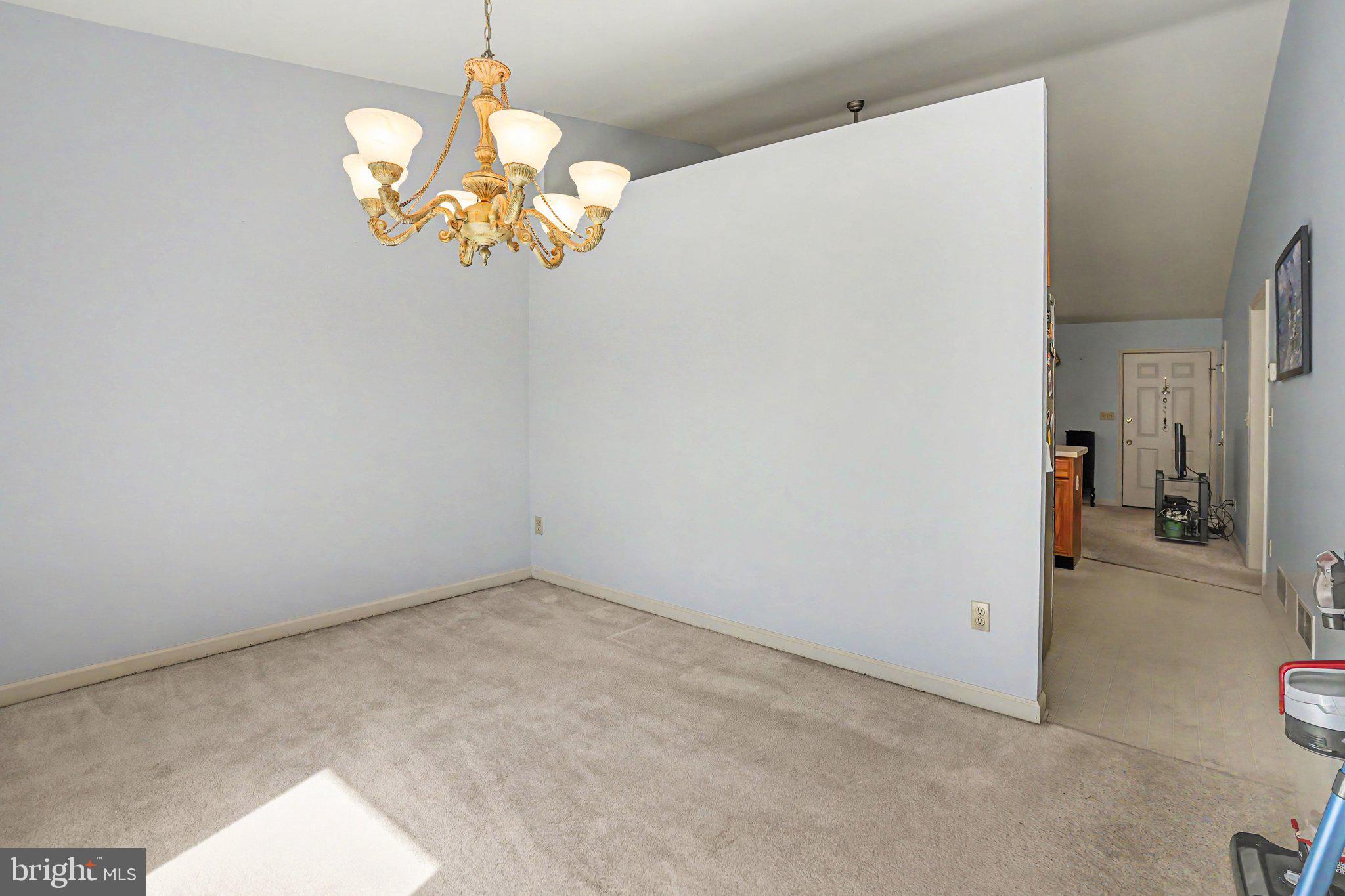 1208 Progress Road Chambersburg, PA 17201 - Photo 8 of 31