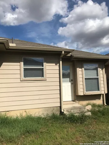 $1,500 | 3515 Dunlap Fields, Converse, TX 78109