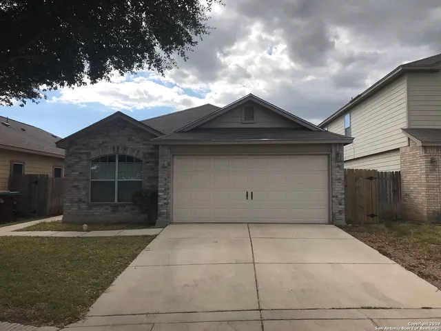 $1,500 | 3515 Dunlap Fields, Converse, TX 78109