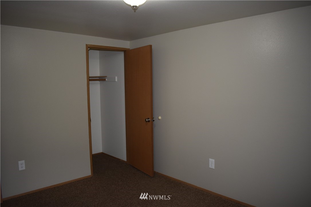 3040 Anderson Road Southeast Port Orchard, WA 98366 - Photo 17 of 24 Gallery Image 17
