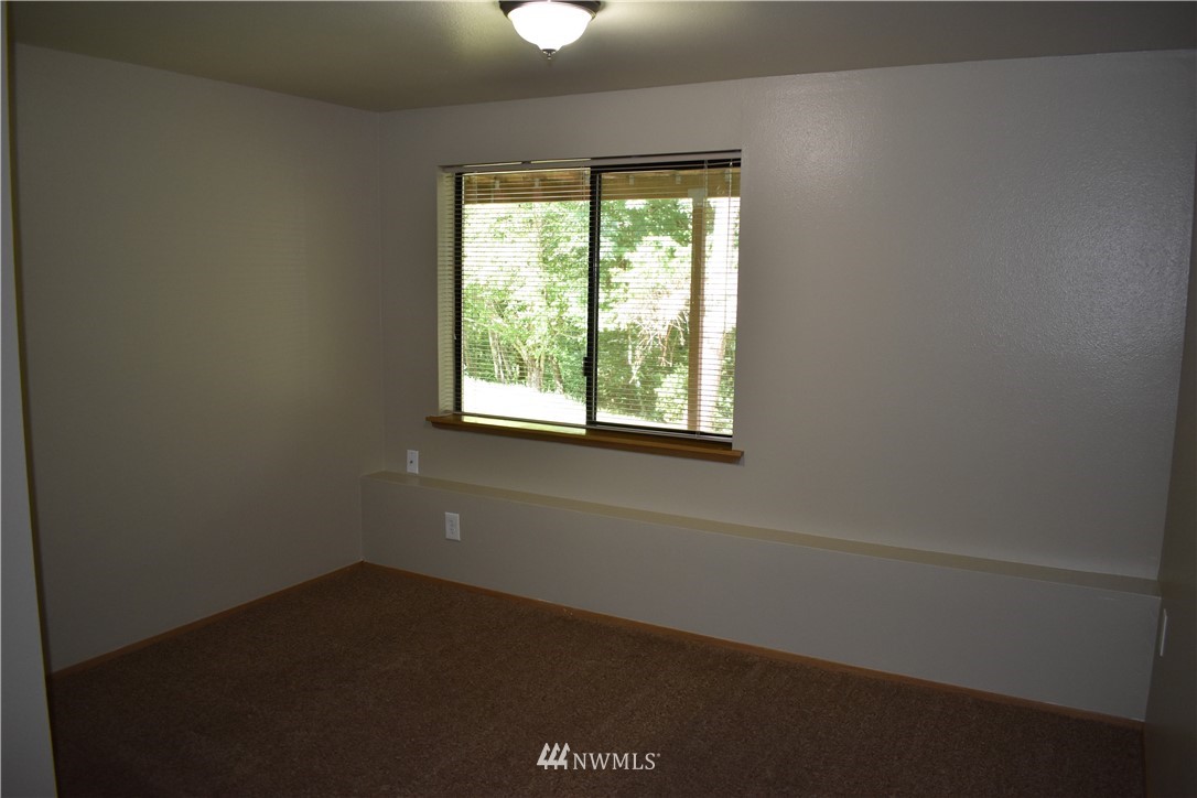 3040 Anderson Road Southeast Port Orchard, WA 98366 - Photo 18 of 24 Gallery Image 18