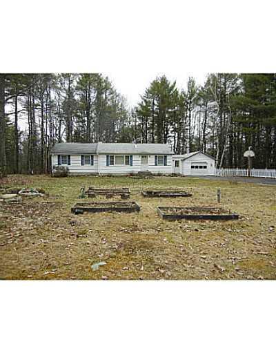 281 Yarmouth Road Gray, ME 04039 - Photo 1 of 35 Facade/Exterior Front.