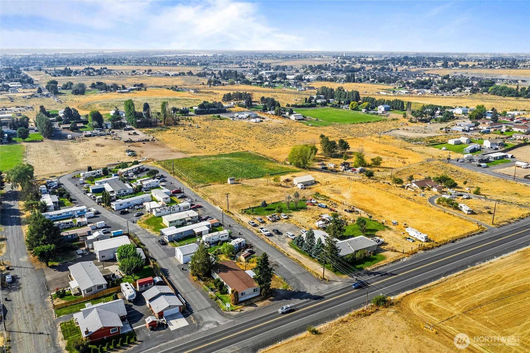 9749 Harris Road Northeast Moses Lake, WA 98837 - Photo 24 of 25 an aerial view of a city