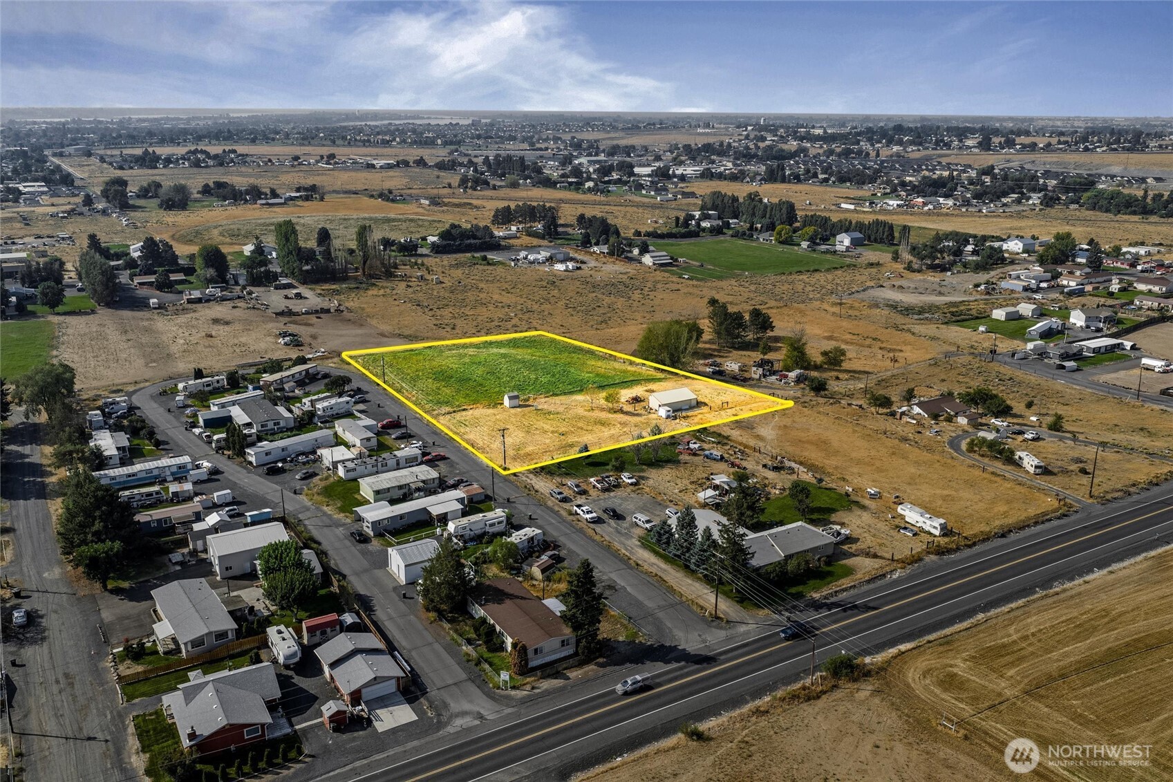 9749 Harris Road Northeast Moses Lake, WA 98837 - Photo 8 of 25 an aerial view of a city