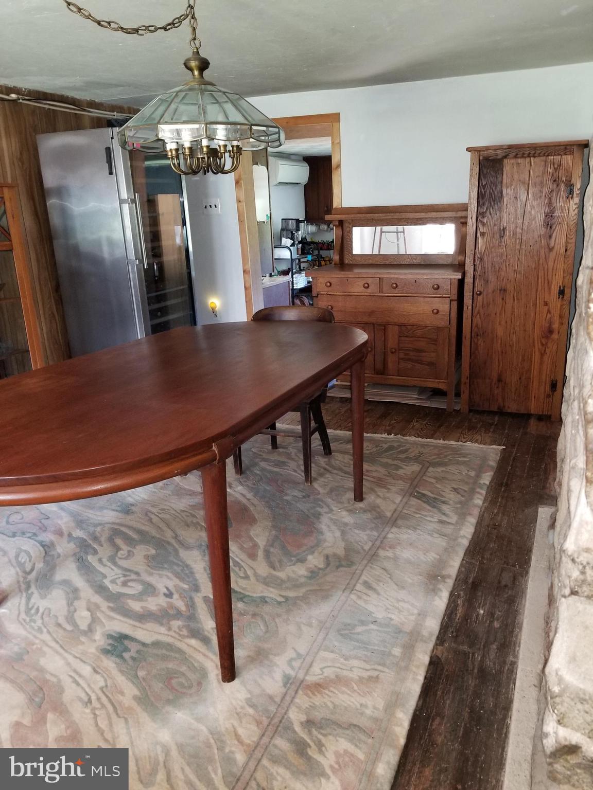 10199 Dead End Road Delaplane, VA 20144 - Photo 13 of 55 Dining room