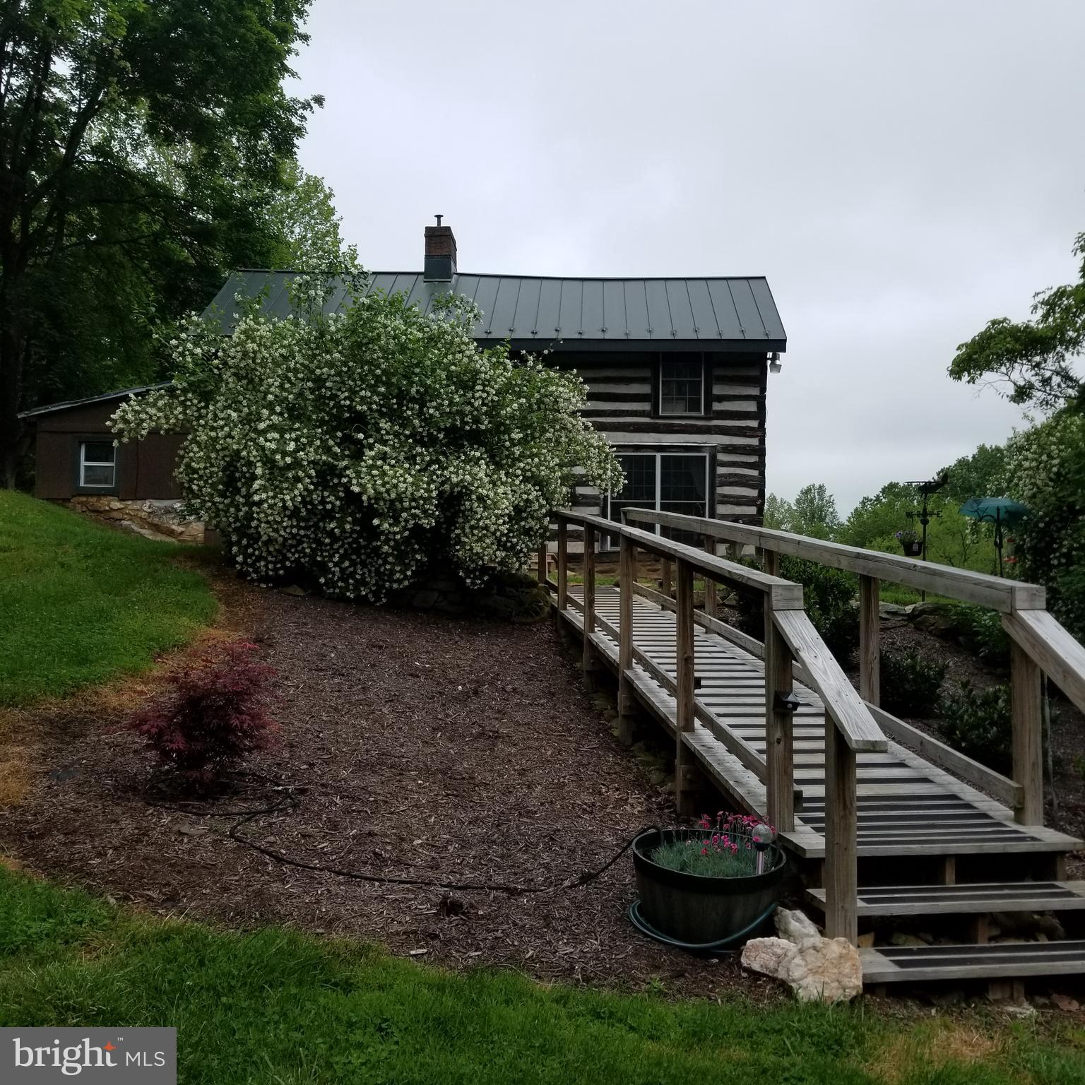 10199 Dead End Road Delaplane, VA 20144 - Photo 42 of 55 Handicapped ramp
