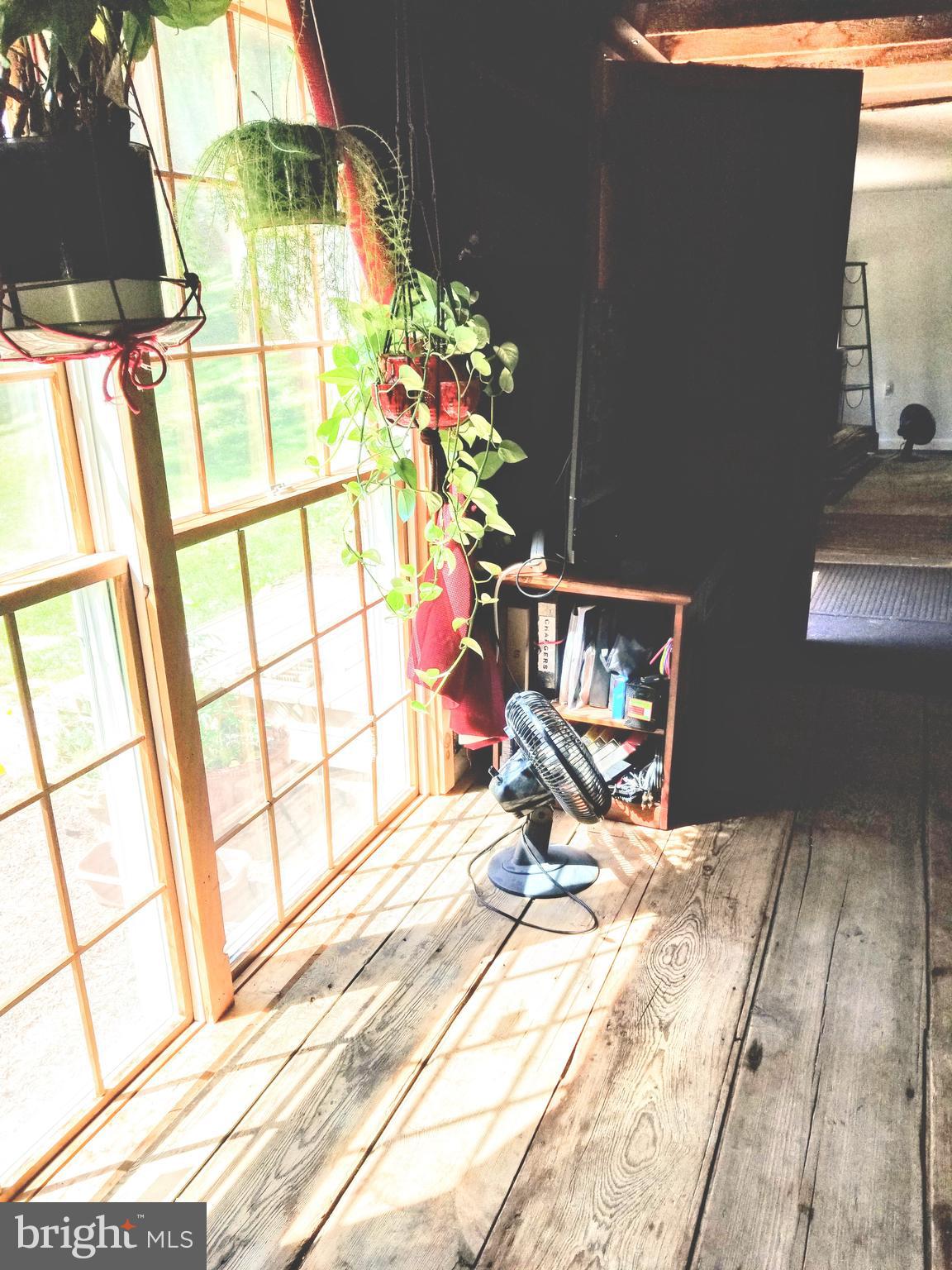10199 Dead End Road Delaplane, VA 20144 - Photo 10 of 55 Gallery Image 10