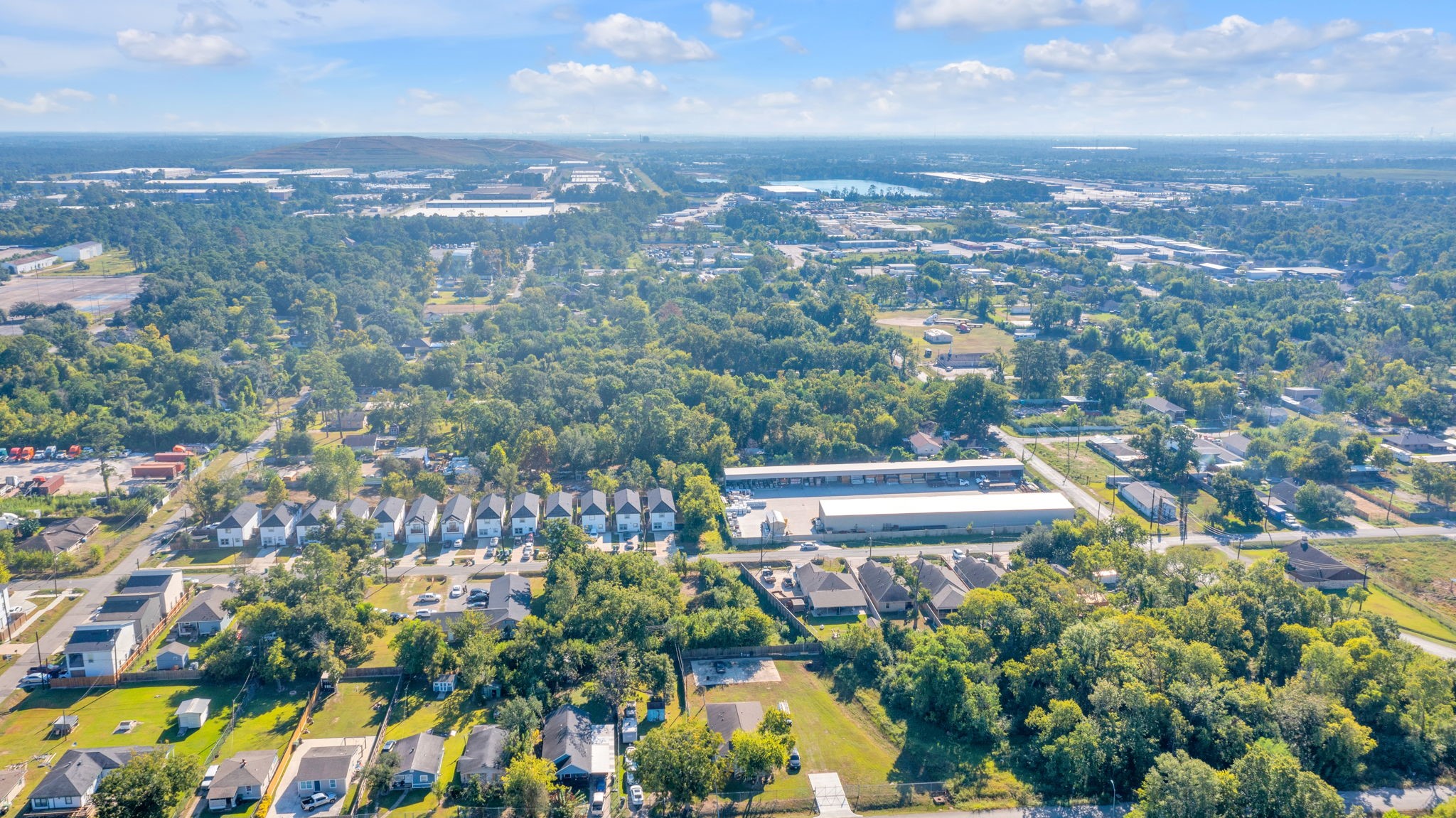 0 Haight Street Houston, TX 77028 - Photo 14 of 19 an aerial view of residential building with green space