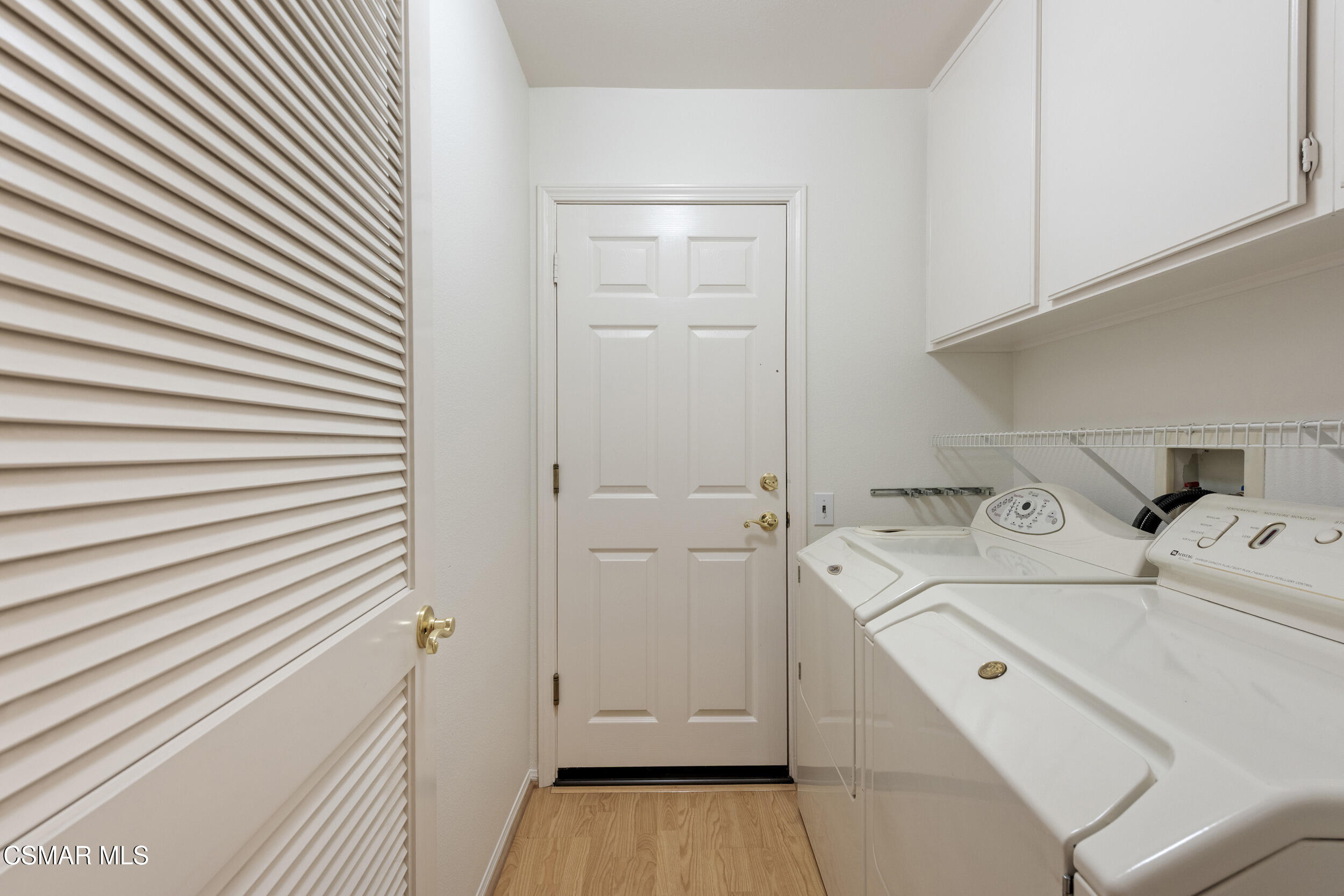 2059 Tulip Avenue Simi Valley, CA 93063 - Photo 29 of 37 a utility room with dryer and washer