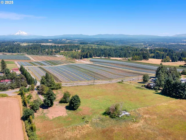 $740,000 | 15815 Southeast 232nd Drive, Damascus, OR 97089