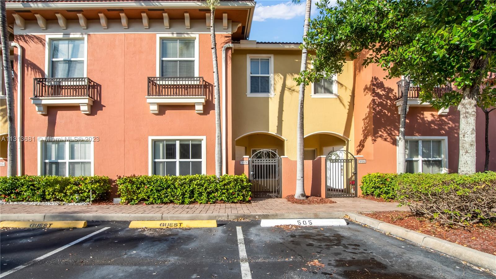 2851 Prospect Road, Unit 505 Tamarac, FL 33309 - Photo 1 of 27 Gallery Image 1