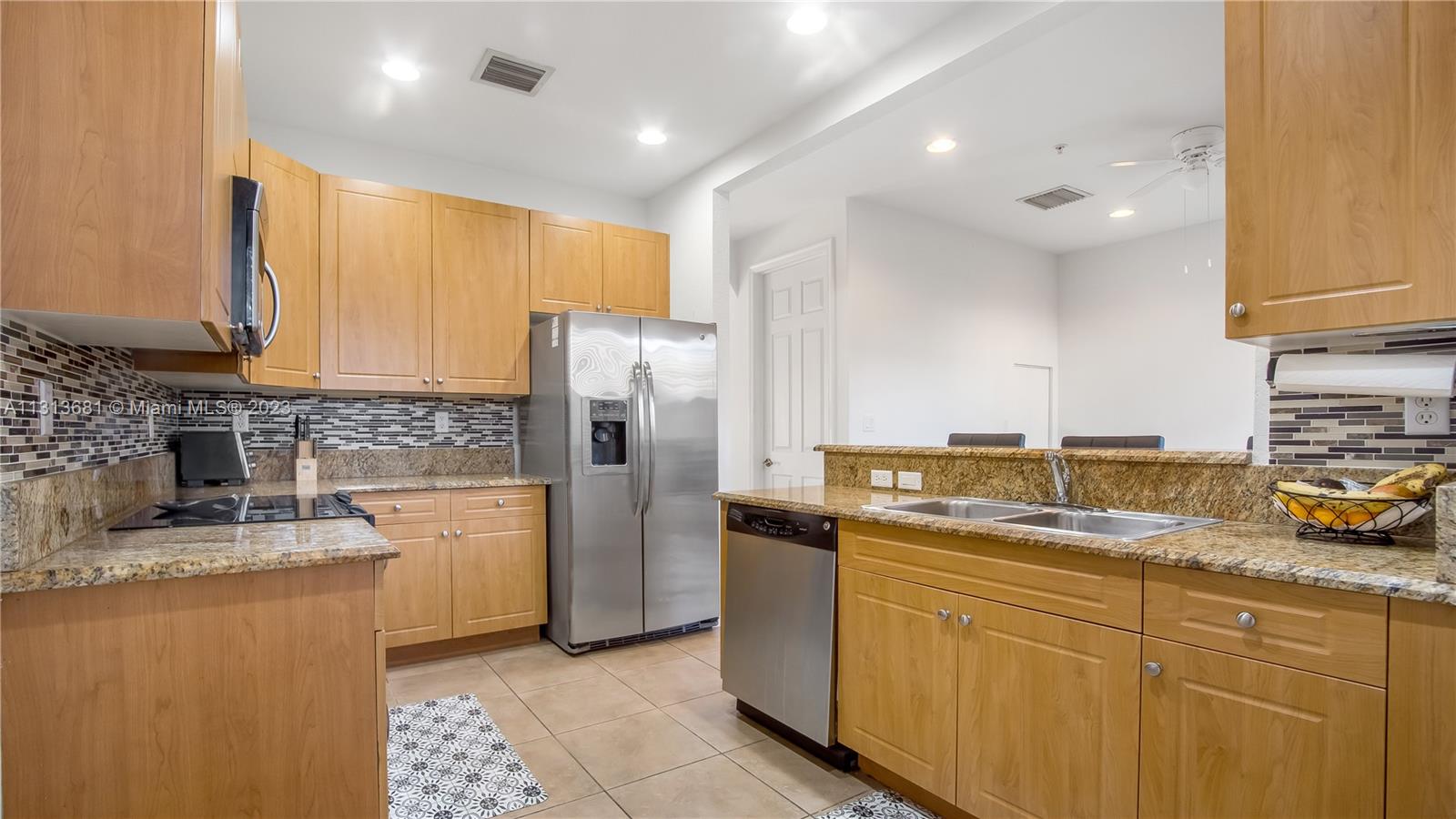2851 Prospect Road, Unit 505 Tamarac, FL 33309 - Photo 13 of 27 Gallery Image 13