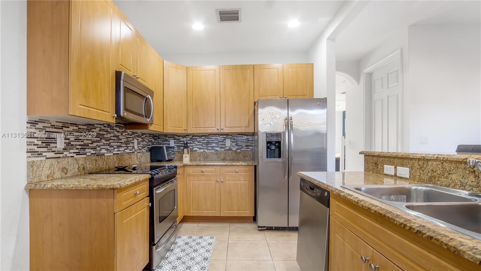 2851 Prospect Road, Unit 505 Tamarac, FL 33309 - Photo 14 of 27 Gallery Image 14
