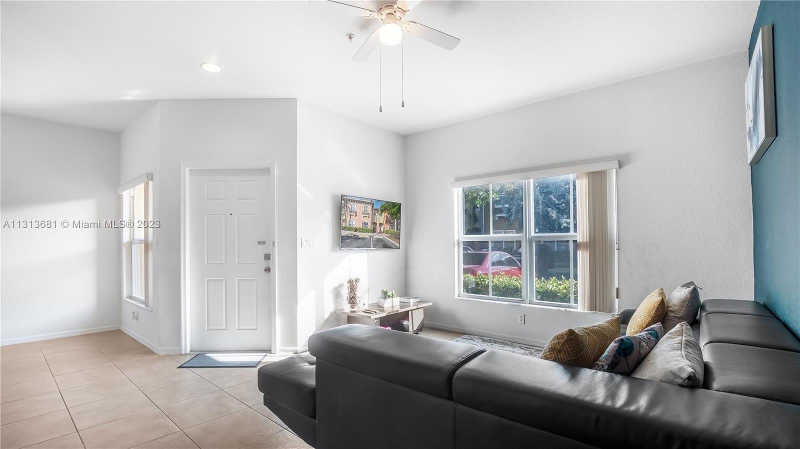 2851 Prospect Road, Unit 505 Tamarac, FL 33309 - Photo 6 of 27 Gallery Image 6