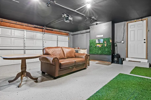 $444,900 | 2200 Horizon Road, Burnsville, MN 55337