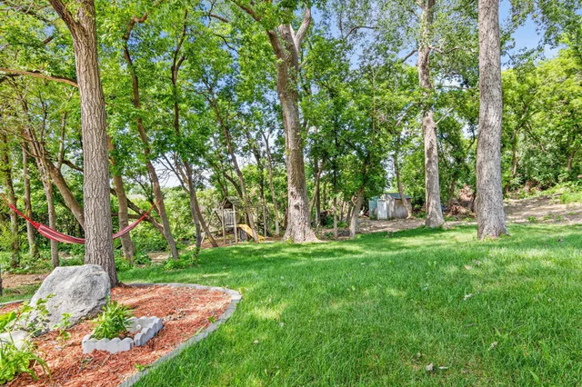 $444,900 | 2200 Horizon Road, Burnsville, MN 55337