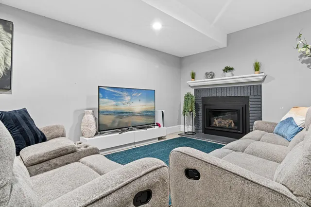 $444,900 | 2200 Horizon Road, Burnsville, MN 55337