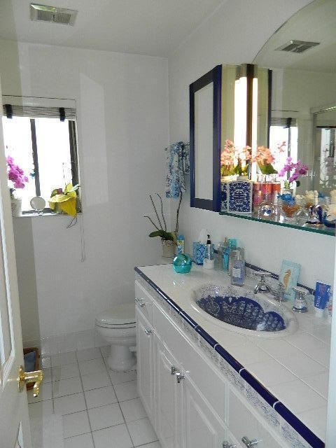 4604 Brandywine Drive Boca Raton, FL 33487 - Photo 17 of 25 2ND BATHROOM