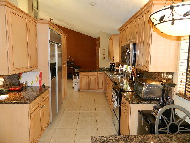 4604 Brandywine Drive Boca Raton, FL 33487 - Photo 8 of 25 RENOVATED KITCHEN
