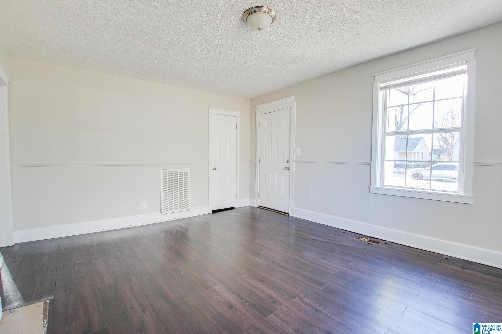 918 9th Avenue Southeast Decatur, AL 35601 - Photo 10 of 18