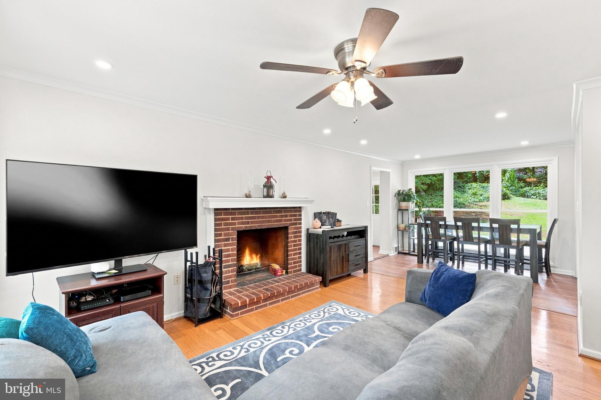 6216 Climbhill Road Alexandria, VA 22310 - Photo 6 of 52 Gallery Image 6