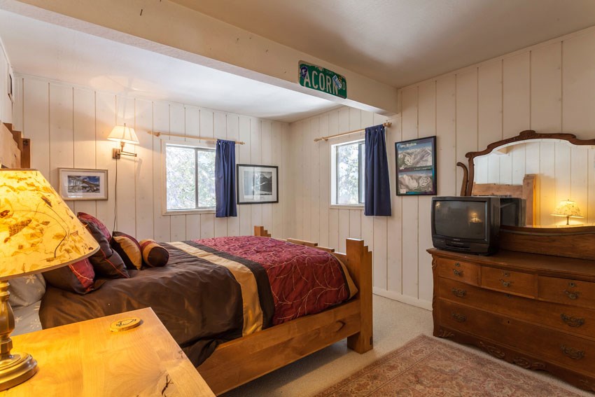 7338 Cascade Road Soda Springs, CA 95728 - Photo 7 of 14 Gallery Image 7