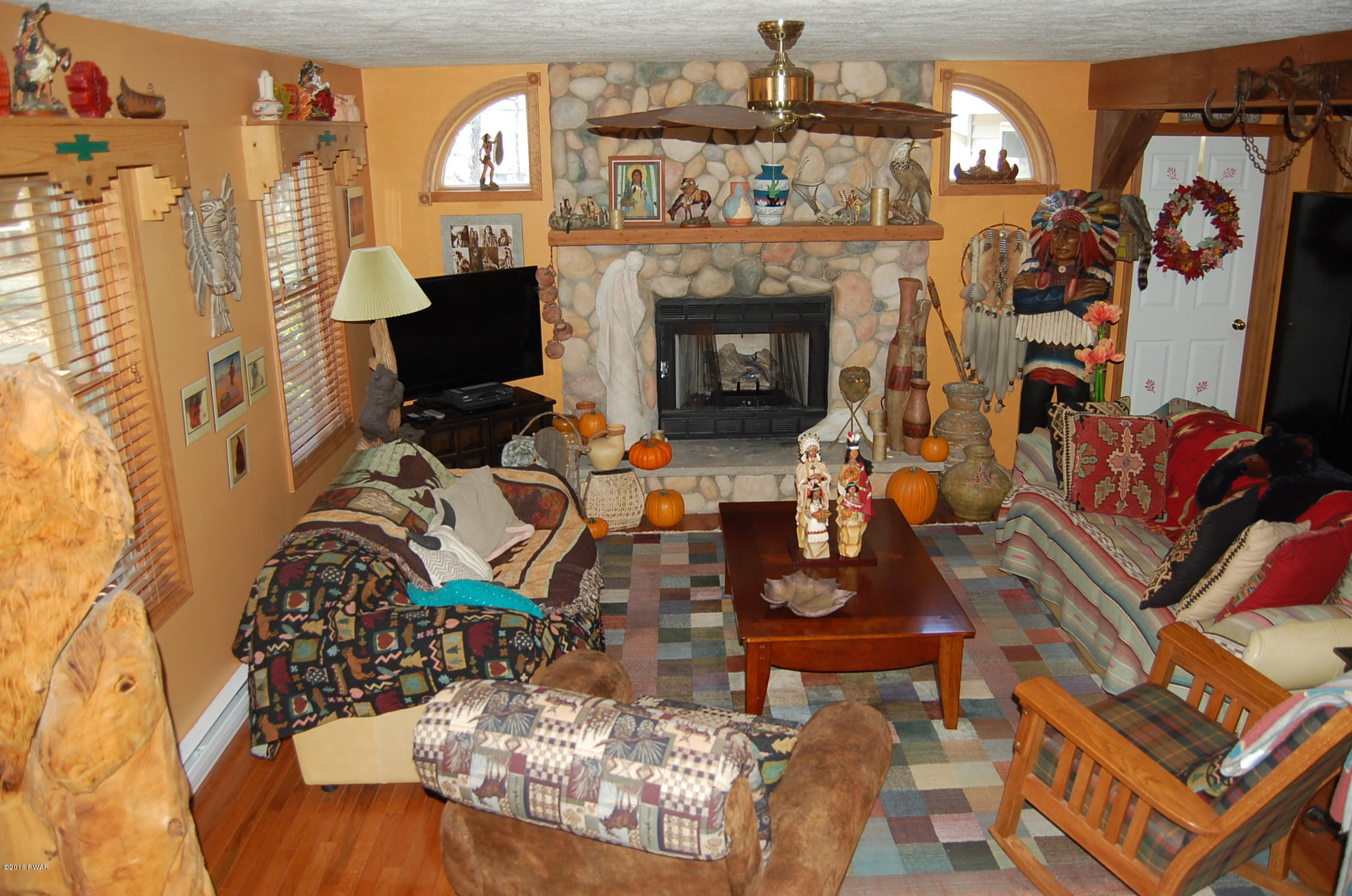 143 Rodeo Drive Hawley, PA 18428 - Photo 3 of 20