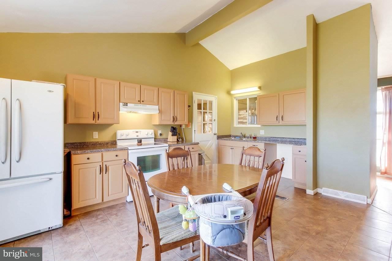 1155 Witmer Road York, PA 17406 - Photo 7 of 24 Gallery Image 7