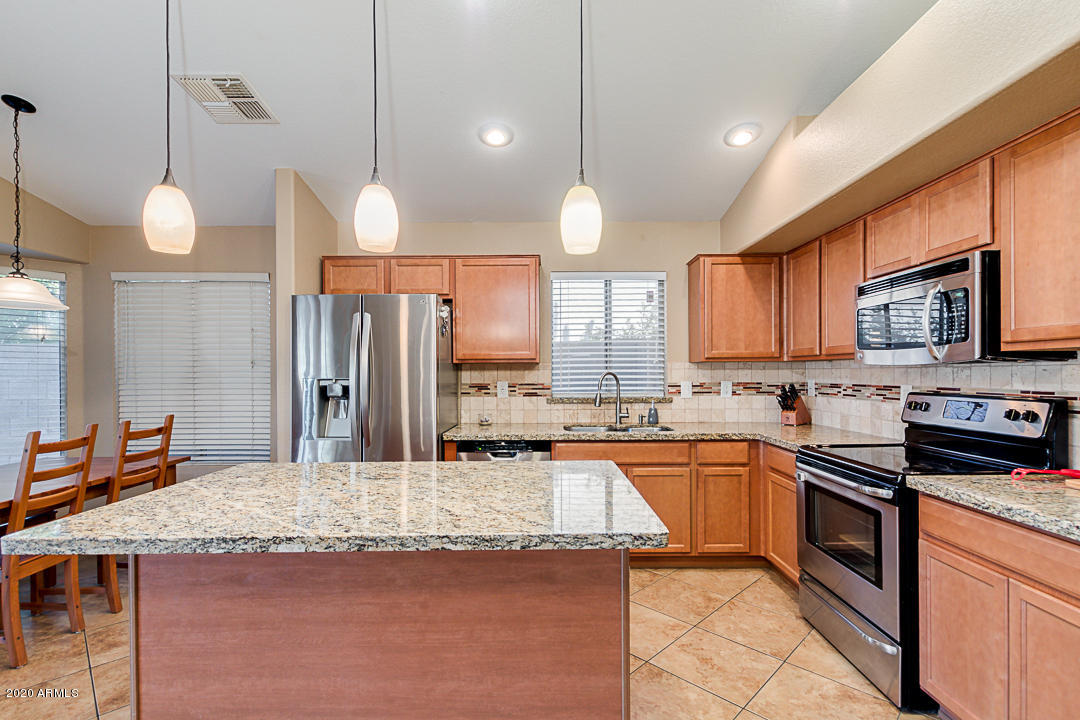 562 West Tumbleweed Road Gilbert, AZ 85233 - Photo 12 of 33 12-Tumbleweed