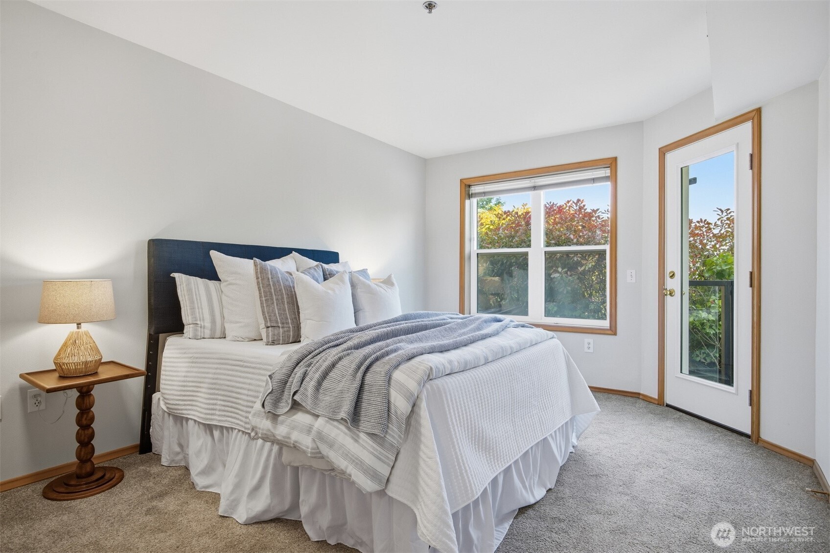 705 North State Street, Unit 102 Bellingham, WA 98225 - Photo 24 of 40