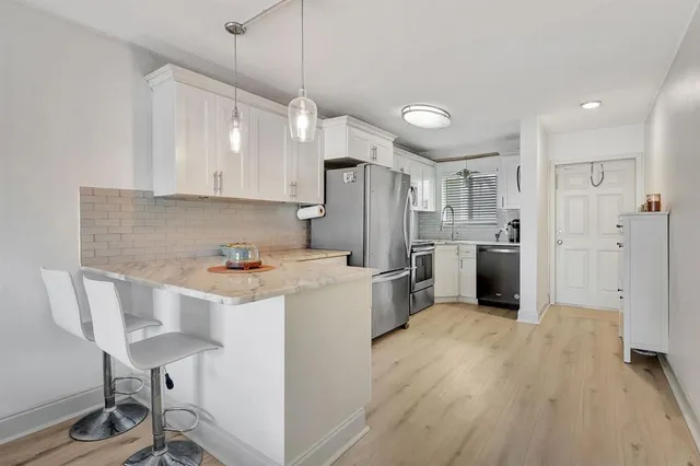 $385,000 | 2311 Northeast 36th Street, Unit 1F, Lighthouse Point, FL 33064