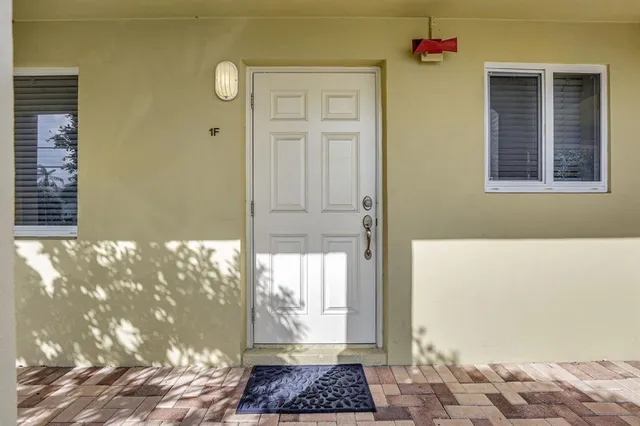 $385,000 | 2311 Northeast 36th Street, Unit 1F, Lighthouse Point, FL 33064