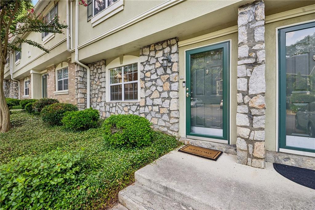 6900 Roswell Road, Unit B5 Sandy Springs, GA 30328 - Photo 2 of 36 Gallery Image 2