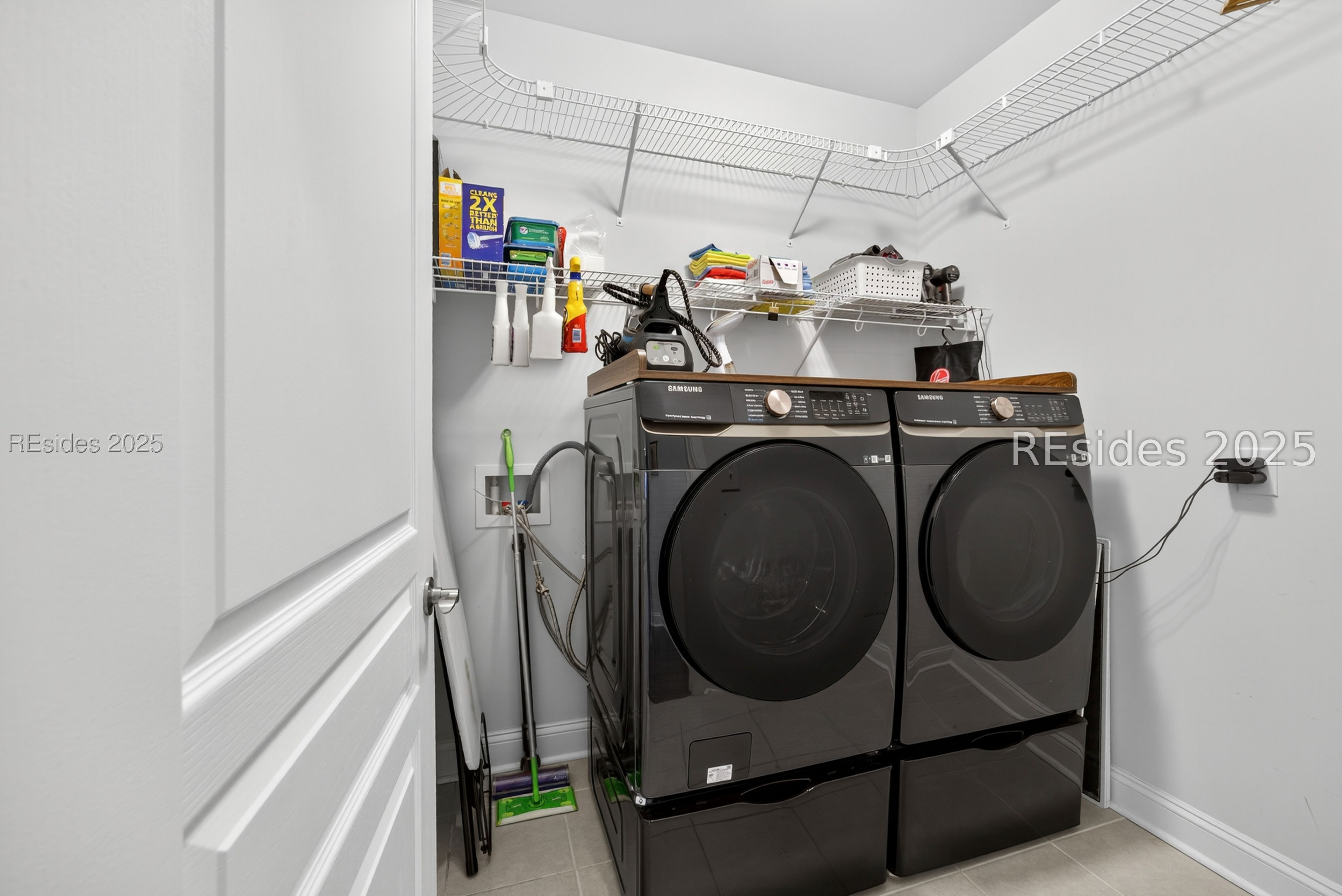 2 Bainbridge Way Bluffton, SC 29910 - Photo 31 of 77 laundry room off master bedroom
