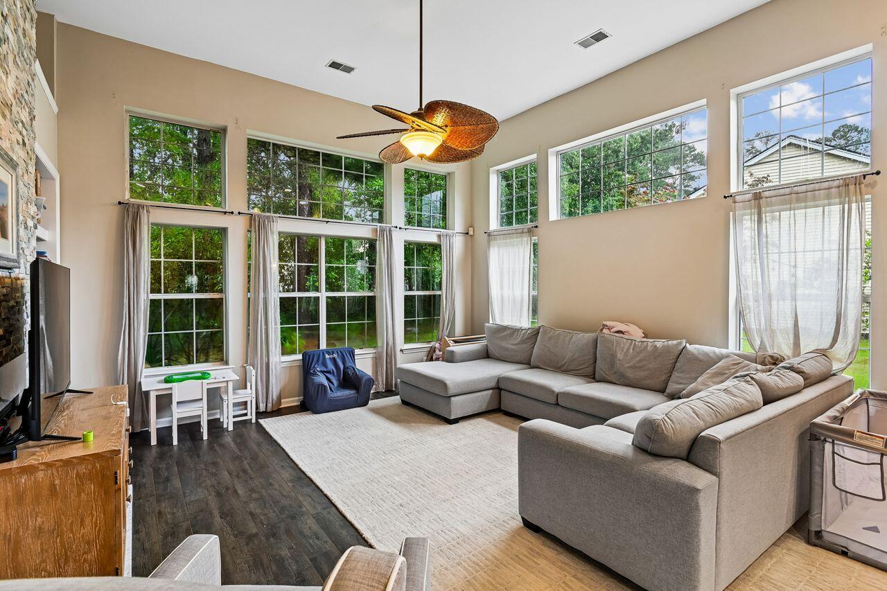 2012 Andover Way Mount Pleasant, SC 29466 - Photo 18 of 43 20-Living_Room